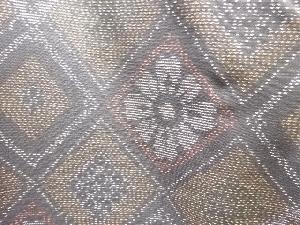 アンティーク　菱に花模様織り出し本場泥大島紬着物